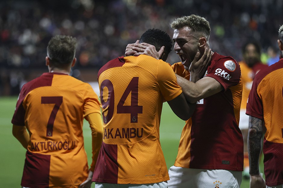 Galatasaray maç fazlasıyla liderliğe yükseldi