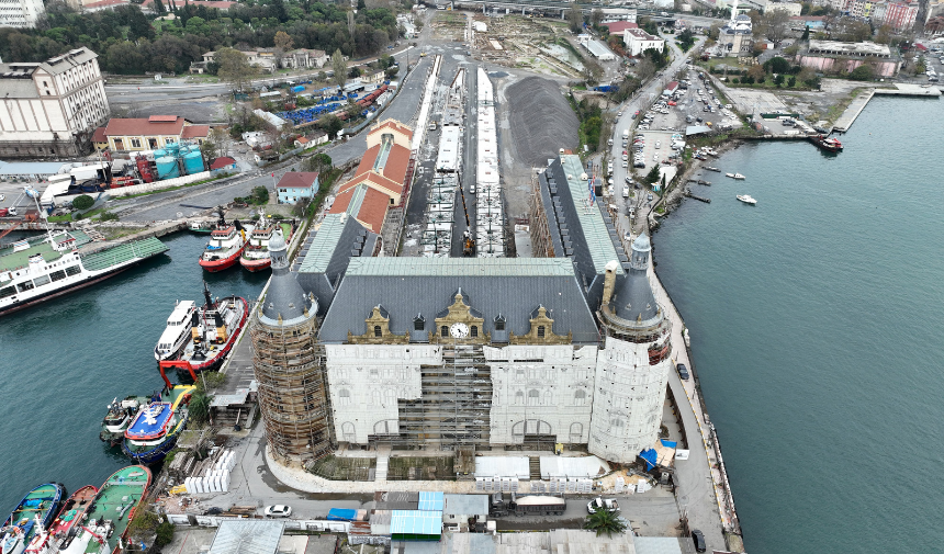 Haydarpaşa Garı: Yangın Sonrası Hala Kapalı