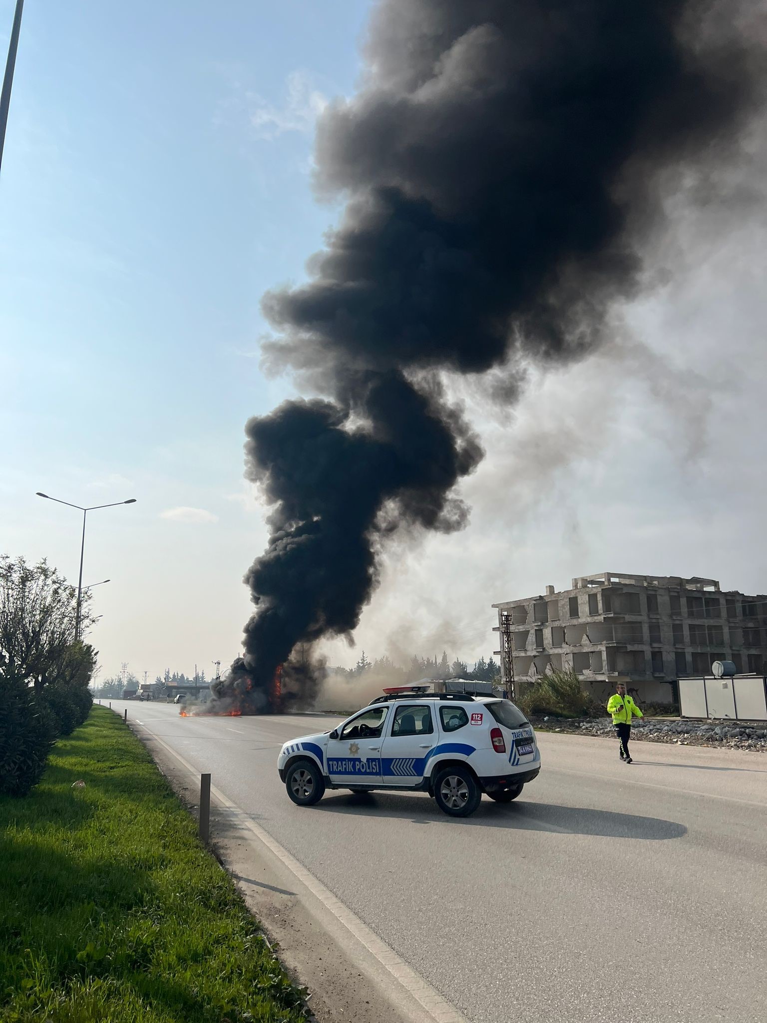 Hatay'da Yolcu Otobüsü Cayır Cayır Yandı