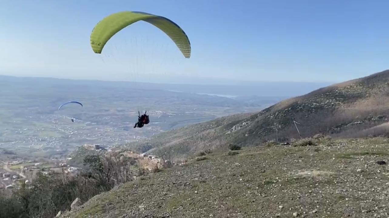 Dumanlı Yaylası Yamaç Paraşütü Tutkunlarını Ağırlıyor