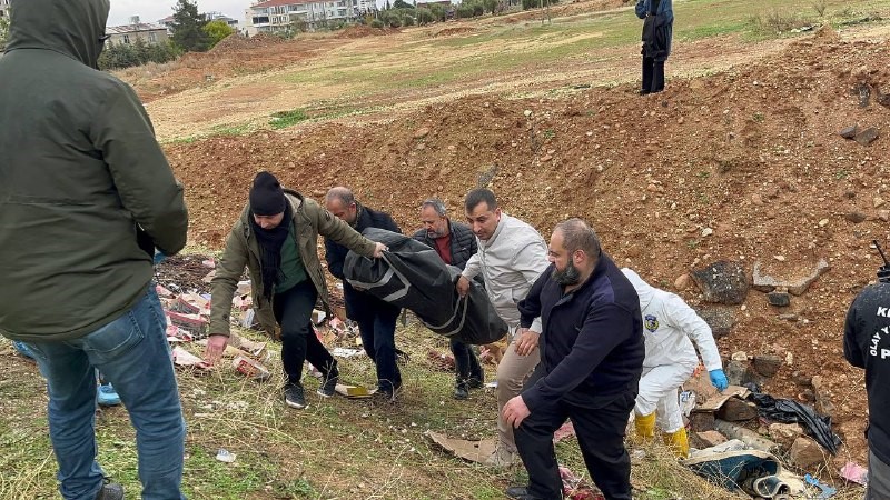 Alzheimer hastası yaşlı bir adam kırsal alanda ölü bulundu