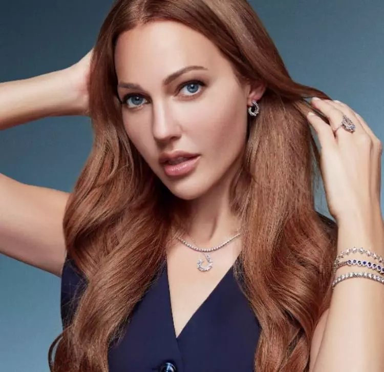 meryem uzerli 1