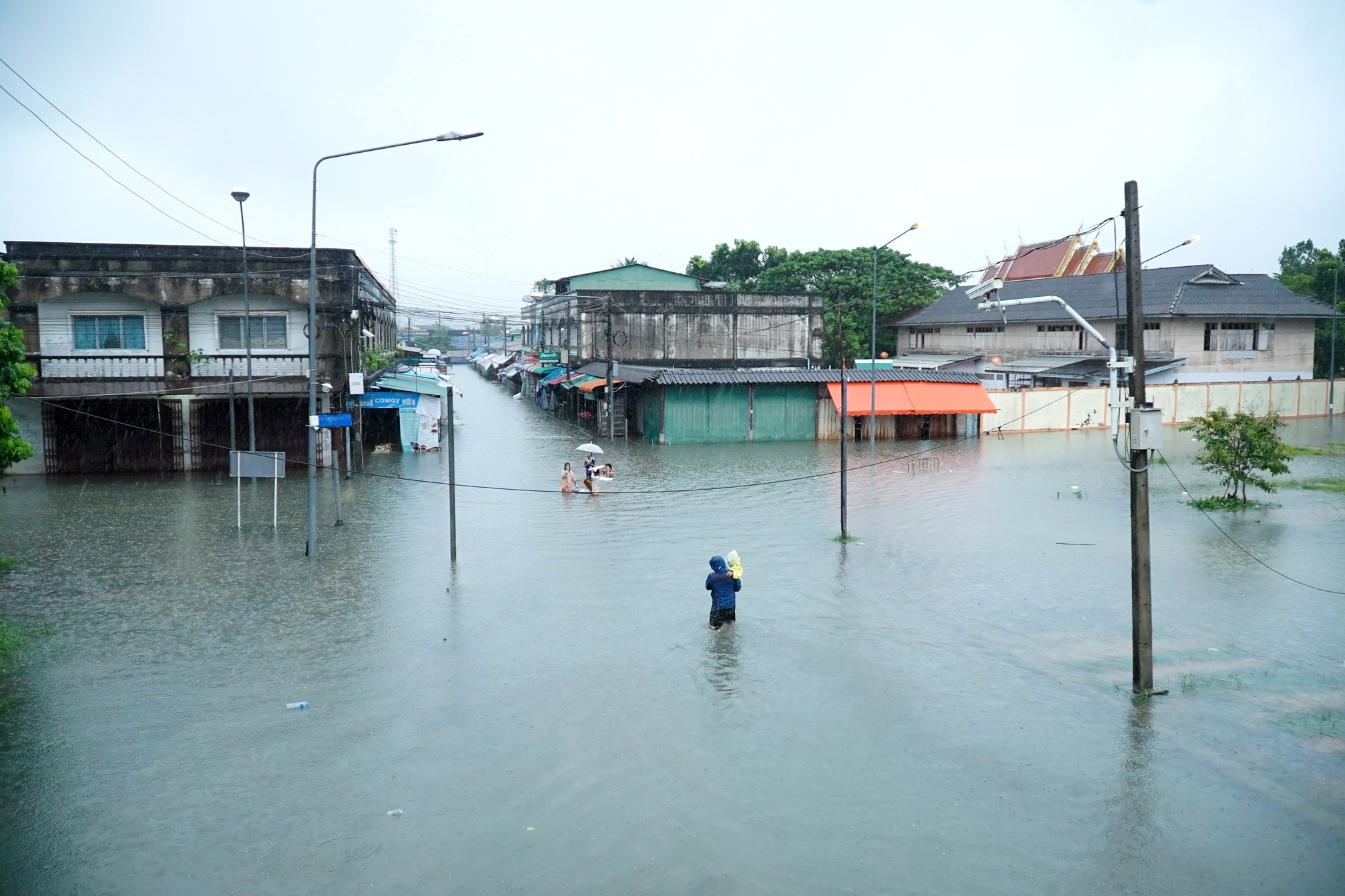 Tayland’ın Güneyindeki Selde 6 Kişi Hayatını Kaybetti2