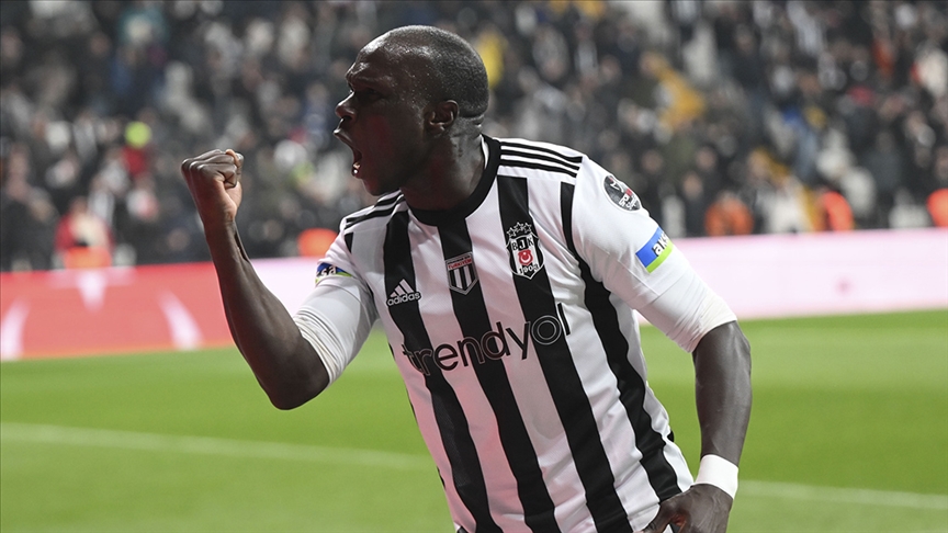 Beşiktaş'ın yıldızı Aboubakar'a 3 kulüp talip bonservis bedeli belli oldu