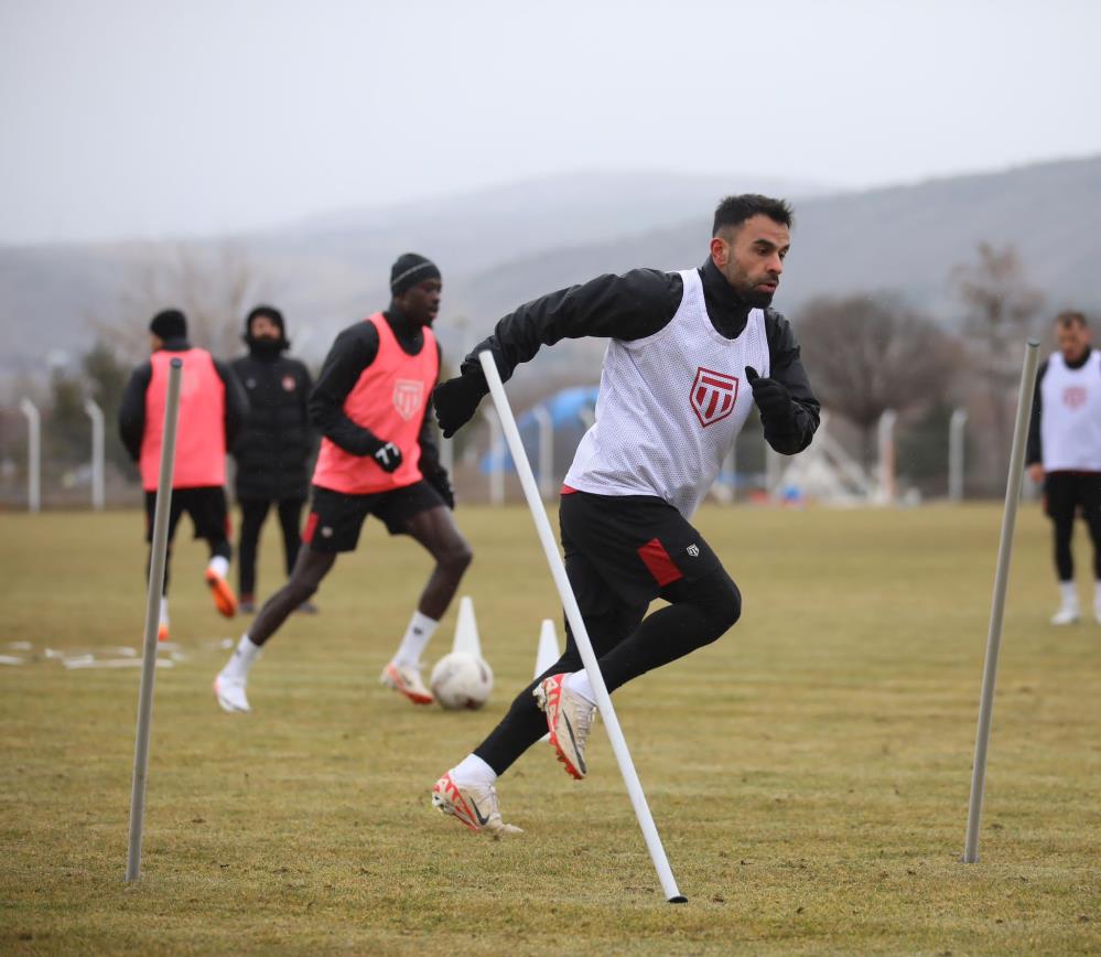 Sivasspor Keçiörengücü'nü elemek için hazır