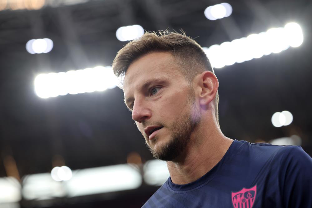 Al-Shabab Hırvat yıldız Ivan Rakitic'i kadrosuna kattı