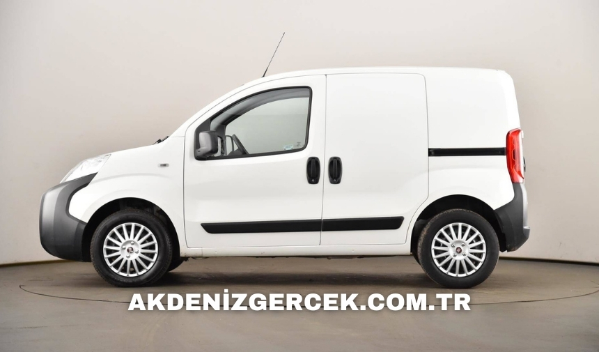 İcradan satılık 2017 model Fiat Fiorino 225