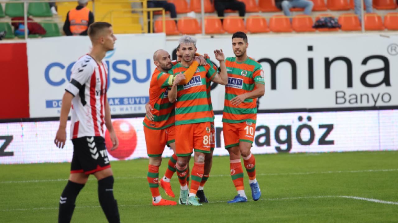 Alanyaspor Samsunspor maçı ne zaman saat kaçta hangi kanalda? Muhtemel 11'ler