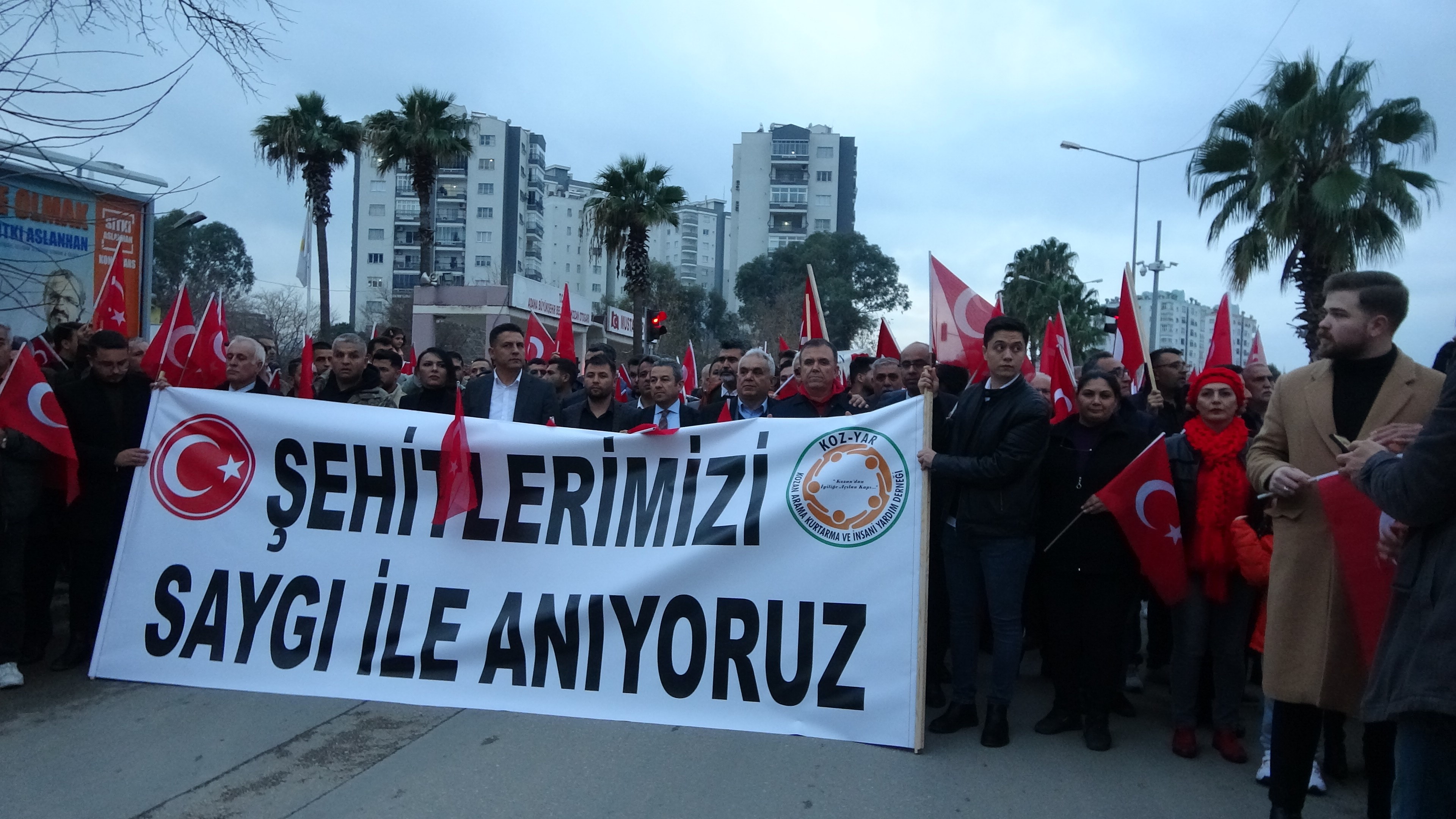 Binlerce Kozanlı Şehitler Için Sokaklara Döküldü