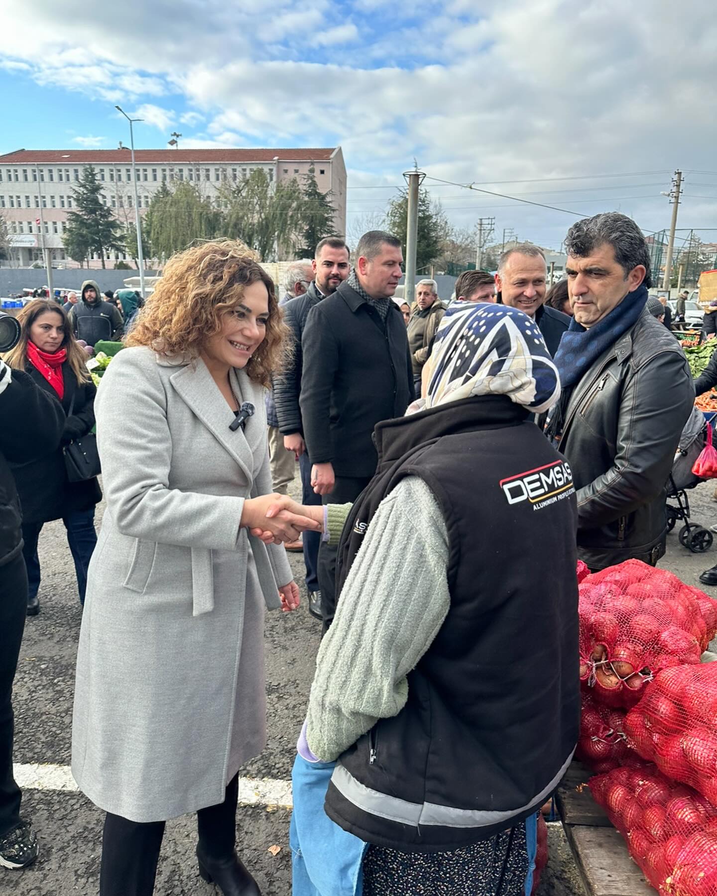 Candan Yüceer Kimdir