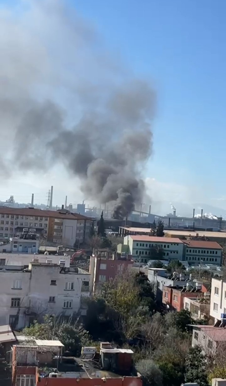 Hatay Payas Organize Sanayi Bölgesinde Yangın!