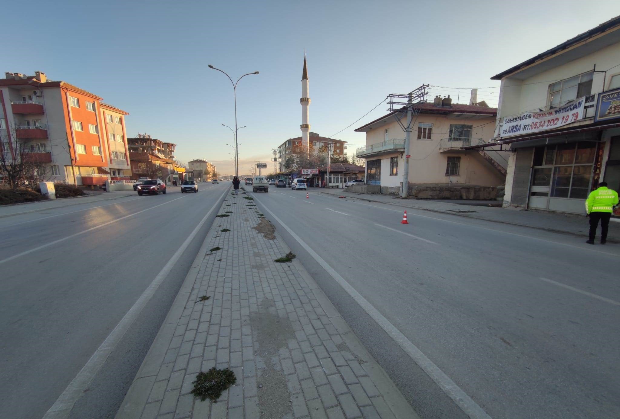 Konya'da Otomobilin Çarptığı Liseli Kız Öğrenci Hayatını Kaybetti3