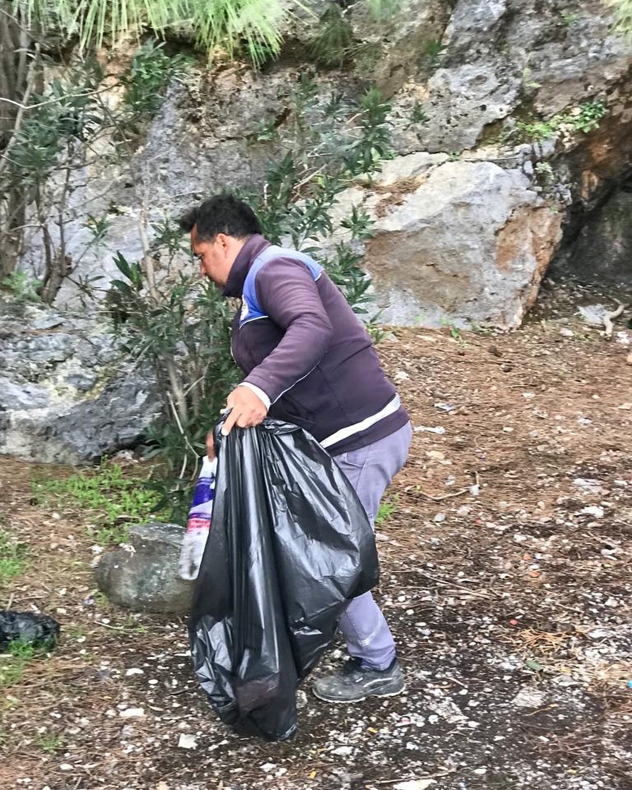 Muğla Dalyan'da Sulungur Gölü'nün Çevresi Temizlendi 