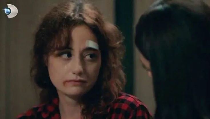 Nazlı Bulum'dan Şaşırtan İtiraf 'İçimde Kaldı' 1 (1)-1