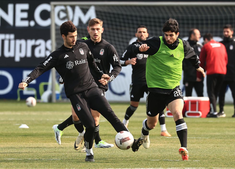 Beşiktaş İstanbulspor maçının mesaisine başladı