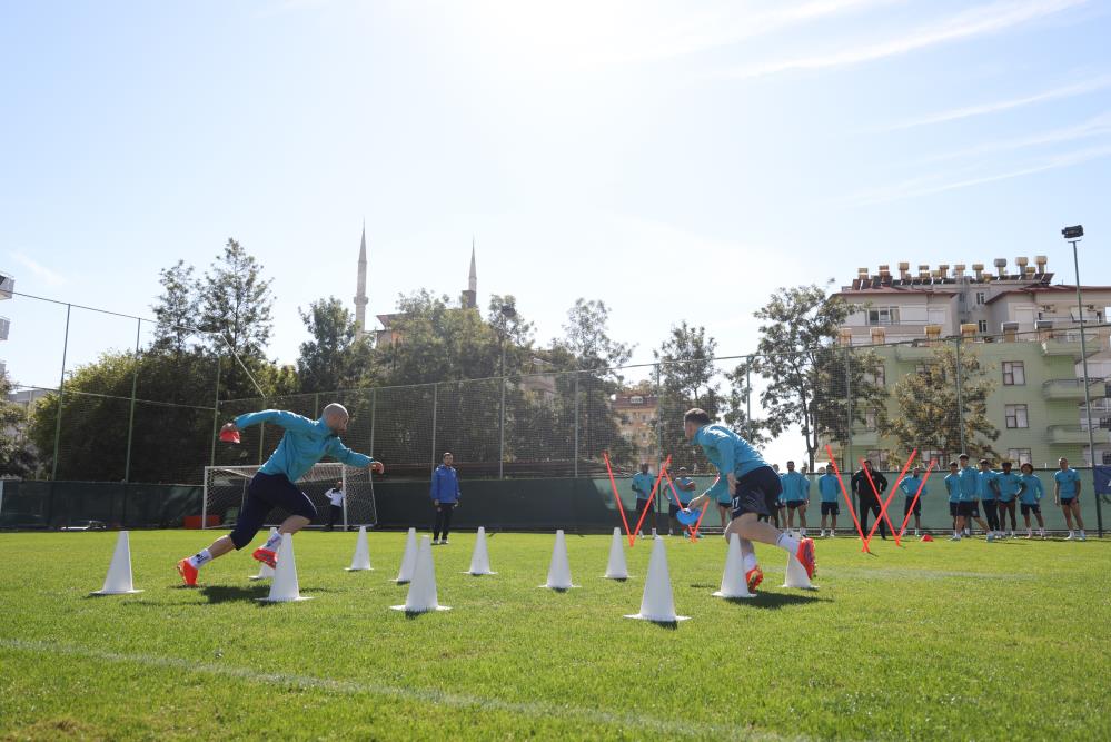 Alanyaspor Fenerbahçe maçının hazırlıklarını  bitirdi