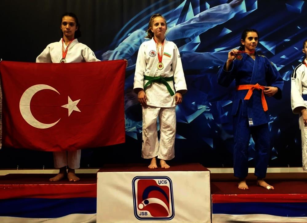 Düzce Judo Takımı uluslararası turnuvada başarıya ulaştı