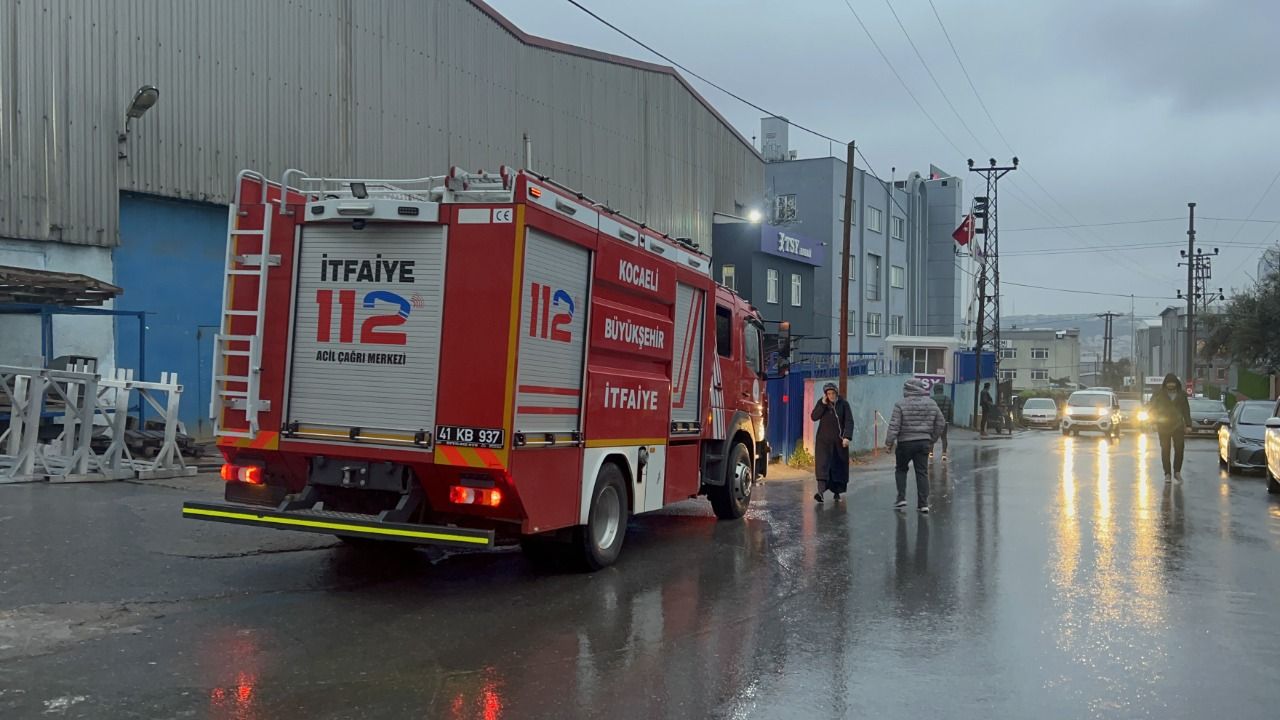 Kocaeli'de dökümhane patlaması: 3 işçi yaralandı