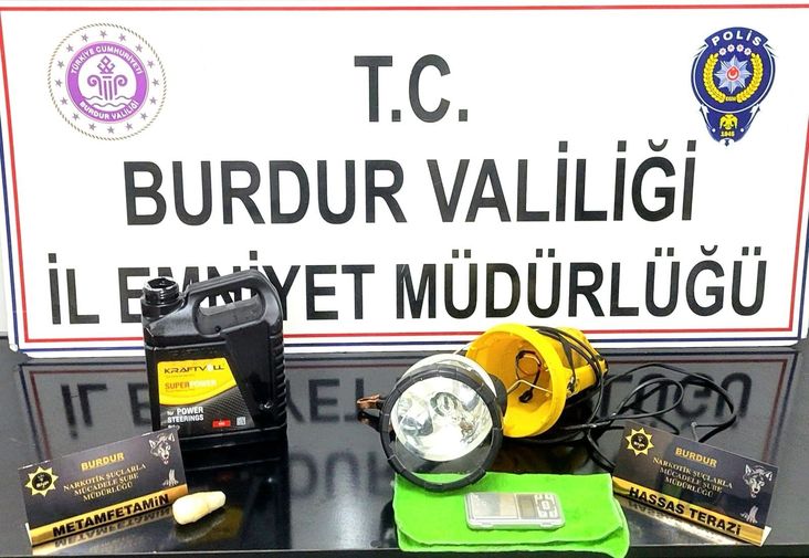 Burdur'da Şüpheli Araçta Uyuşturucu Operasyonu! 