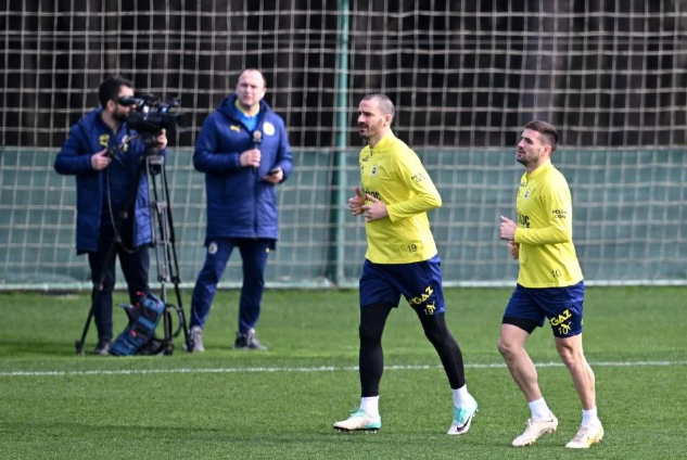 Fenerbahçe Kasımpaşa maçı hazırlıklarına devam etti