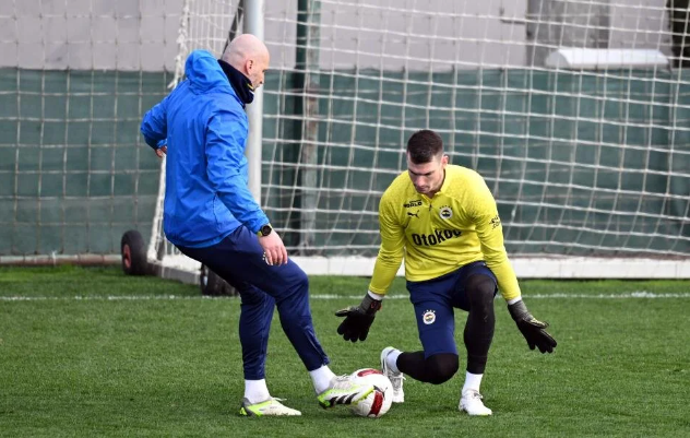 Fenerbahçe Kasımpaşa maçı hazırlıklarına devam etti