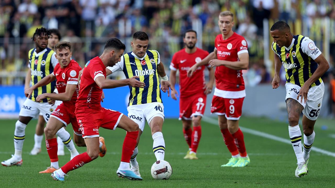 Antalyaspor Fenerbahçe maçı ne zaman saat kaçta hangi kanalda? Muhtemel 11'ler