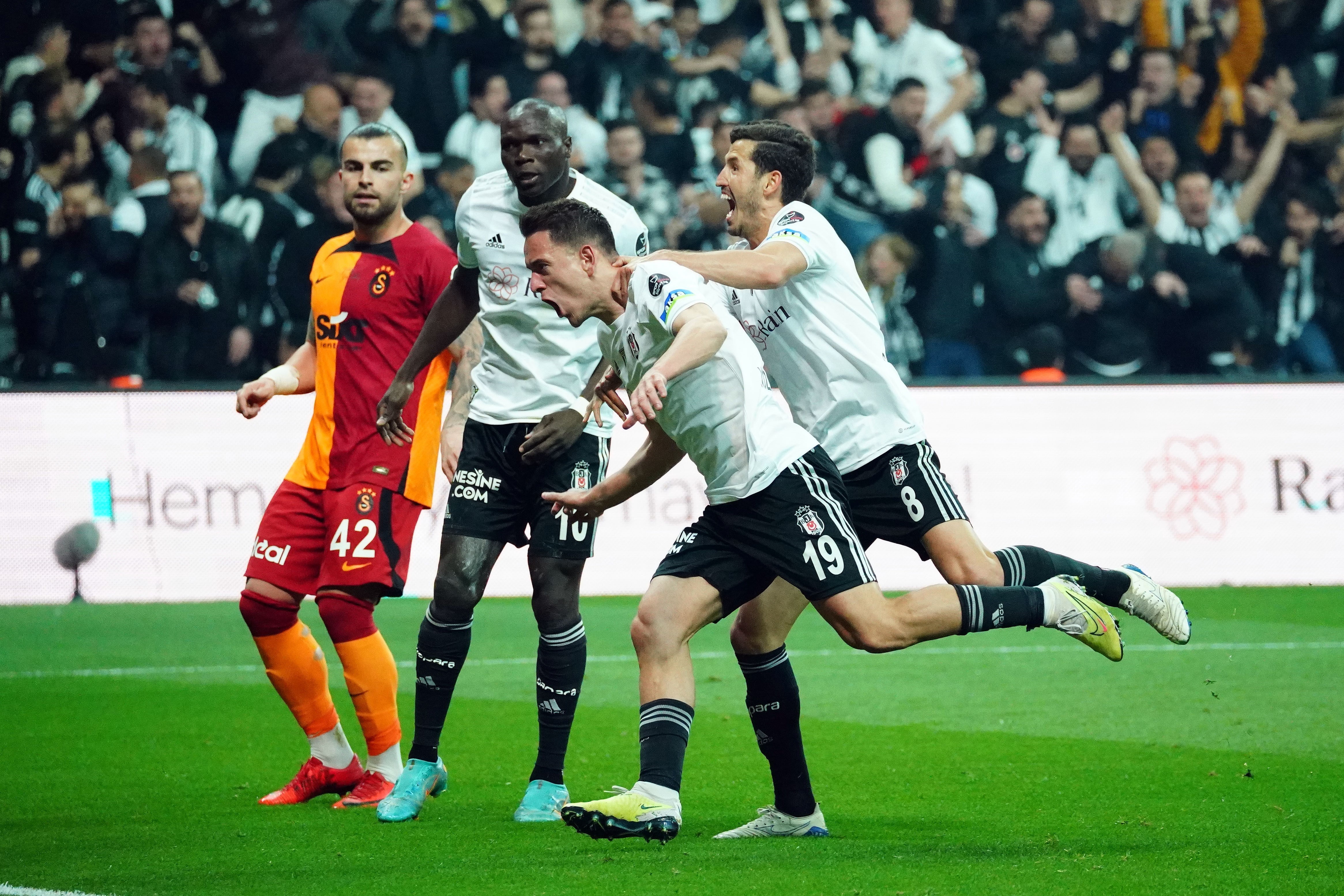 Beşiktaş Yeni Stadında Galatasaray'a Karşı Üstünlüğünü Sürdürecek mi?