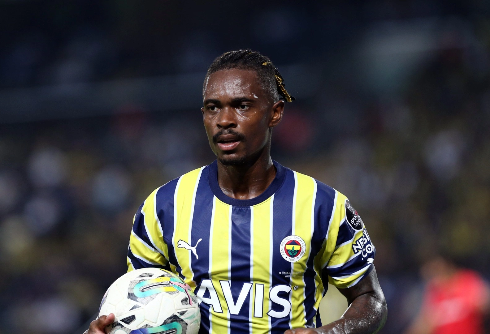 Fenerbahcede Sok Ayrilik