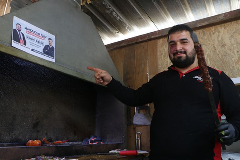 Hatay'da 3 Üniversiteli Kebapçı Belediye Başkan Adayı Oldu 