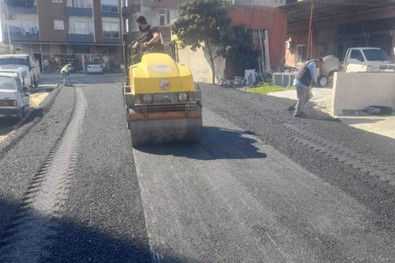 Mersin Toroslar’da Yol Yapım Çalışmaları Devam Ediyor