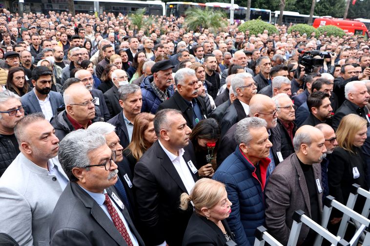 Silahlı Saldırı Sonucu Ölen Adana Büyükşehir Özel Kalem Müdürü Samet Güdük Son Yolculuğuna Uğurlandı 