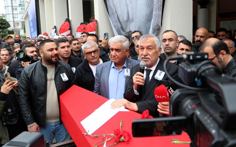 Silahlı Saldırı Sonucu Ölen Adana Büyükşehir Özel Kalem Müdürü Samet Güdük Son Yolculuğuna Uğurlandı 