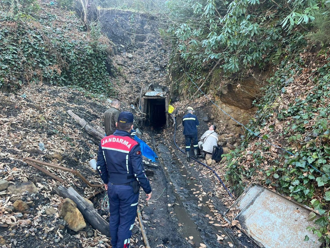 Zonguldak'ta Kaçak Olarak Işletilen Maden Ocakları Imha Edildi