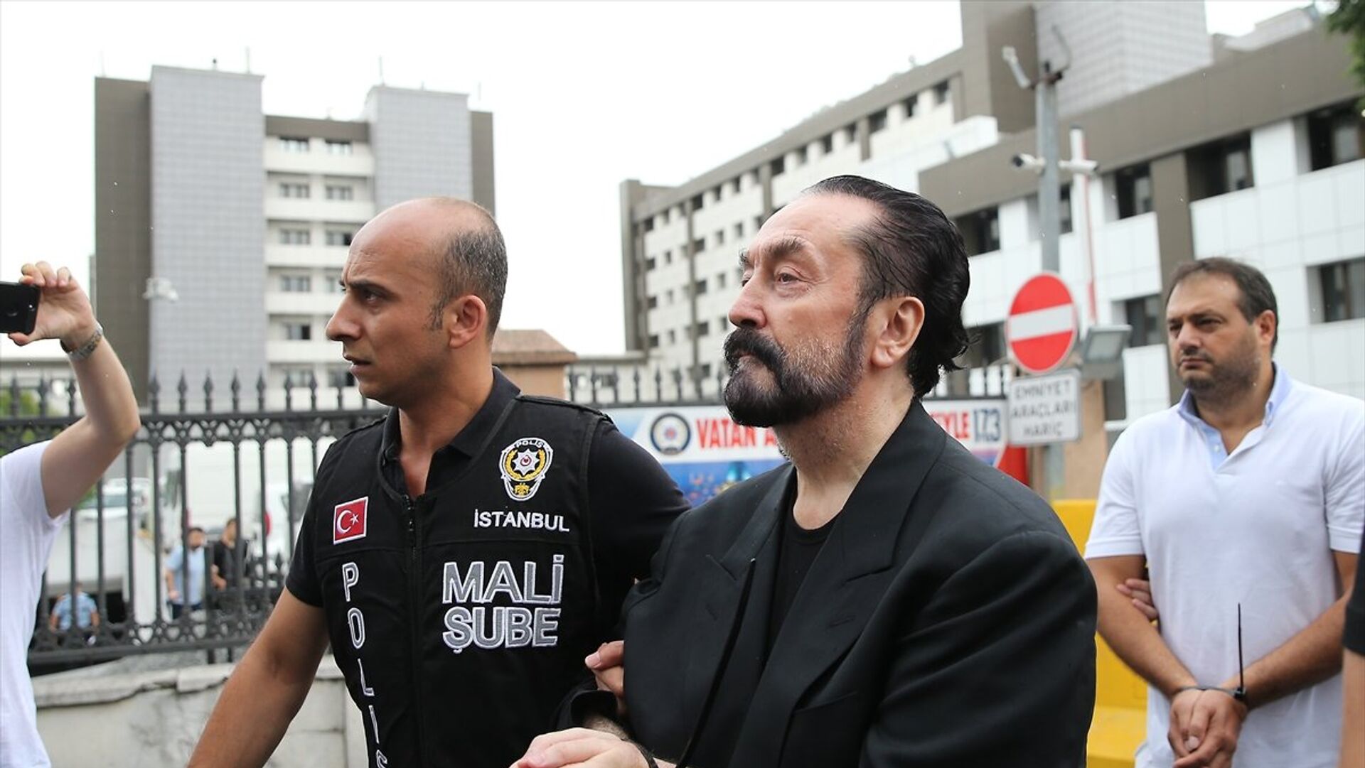 Adnan Oktar örgütü şifreli haberleşme programı kullanıyordu