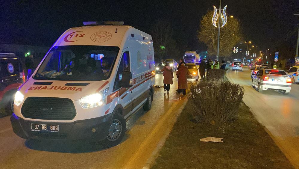 Kastamonu'da otomobil çarptı: Babaanne öldü torun yaralandı