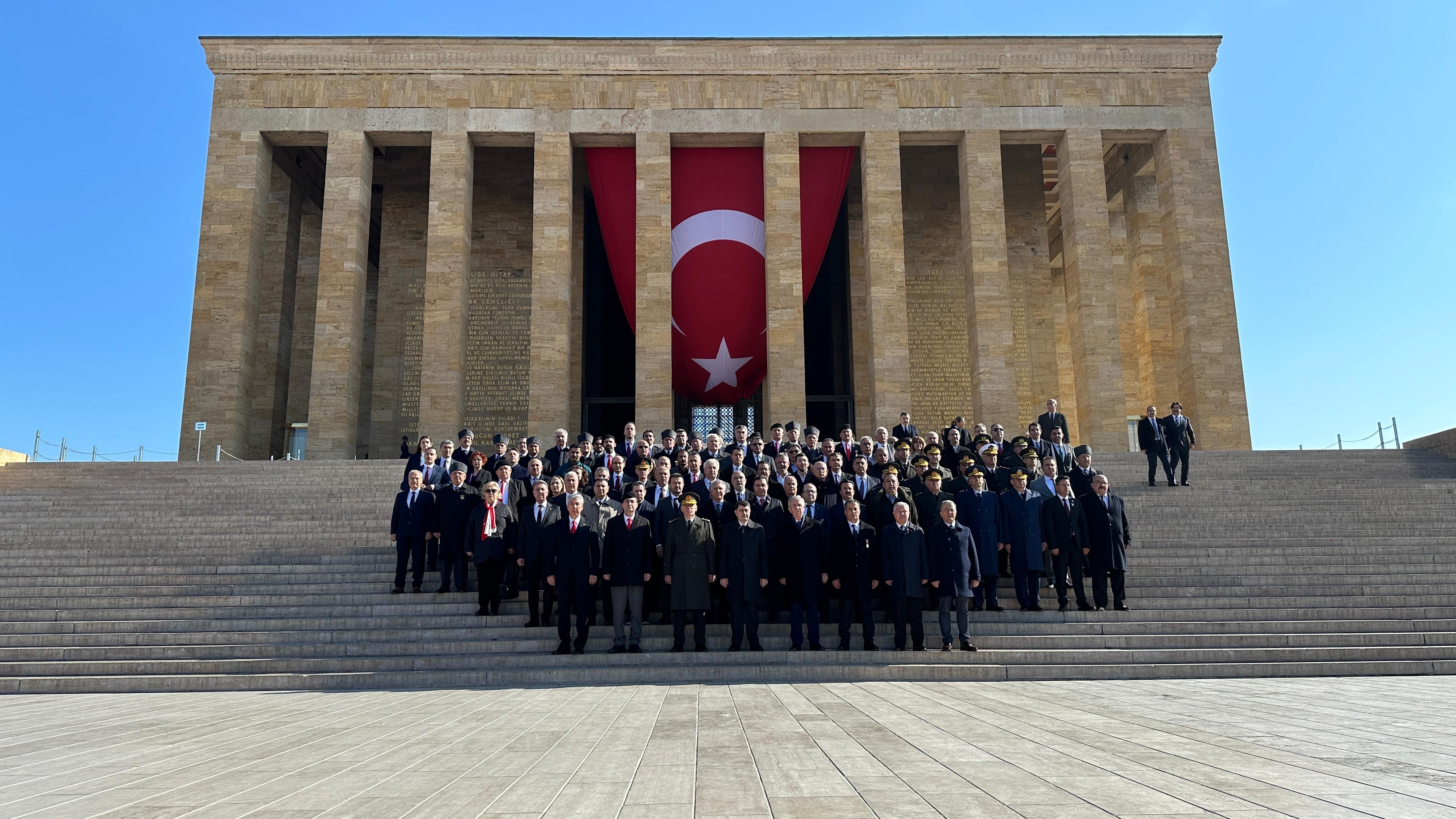 18 Mart Şehitleri Anma ve Çanakkale Zaferi Töreni'ni Anıtkabir'de gerçekleştirdi