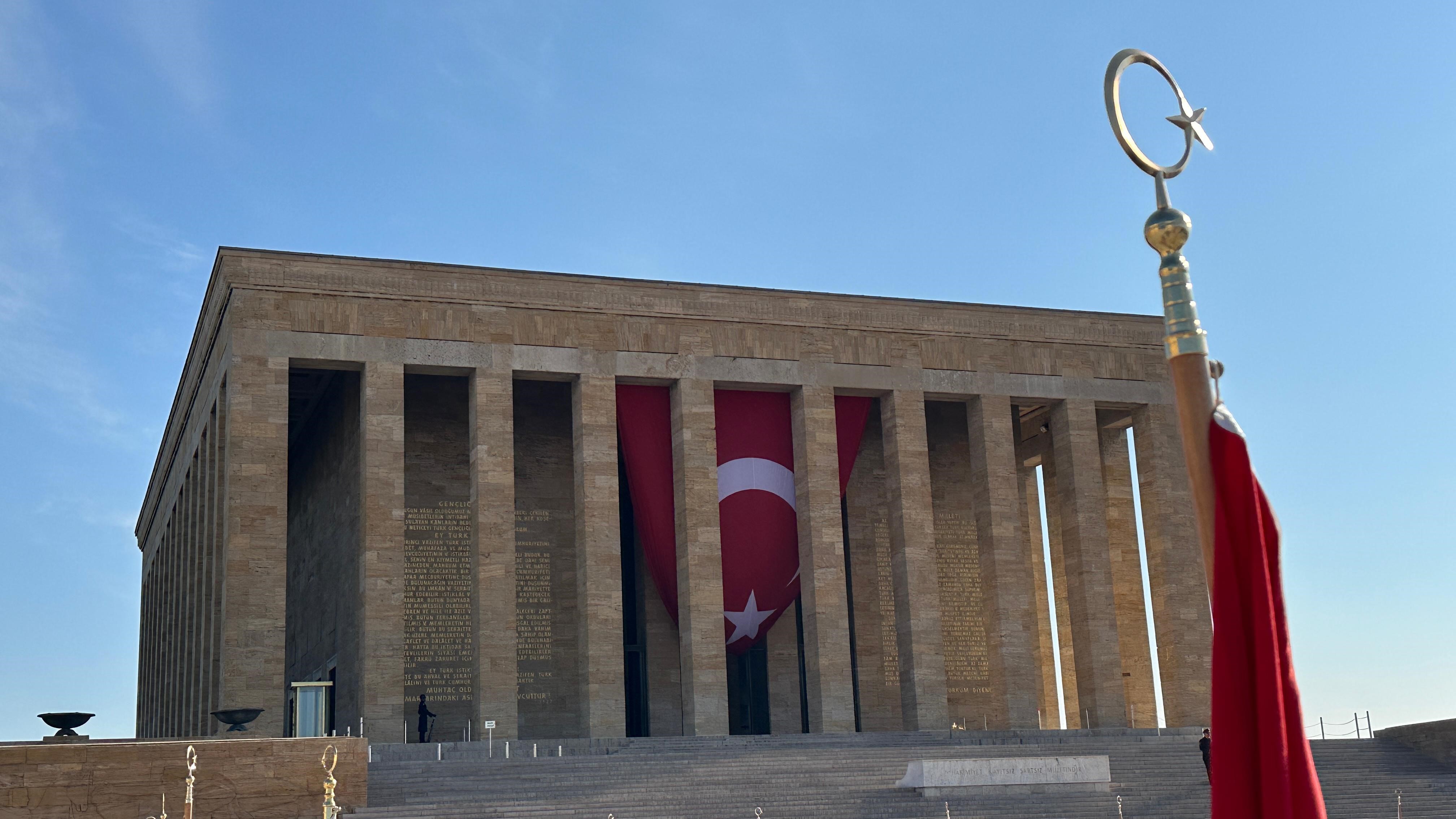 18 Mart Şehitleri Anma ve Çanakkale Zaferi Töreni'ni Anıtkabir'de gerçekleştirdi