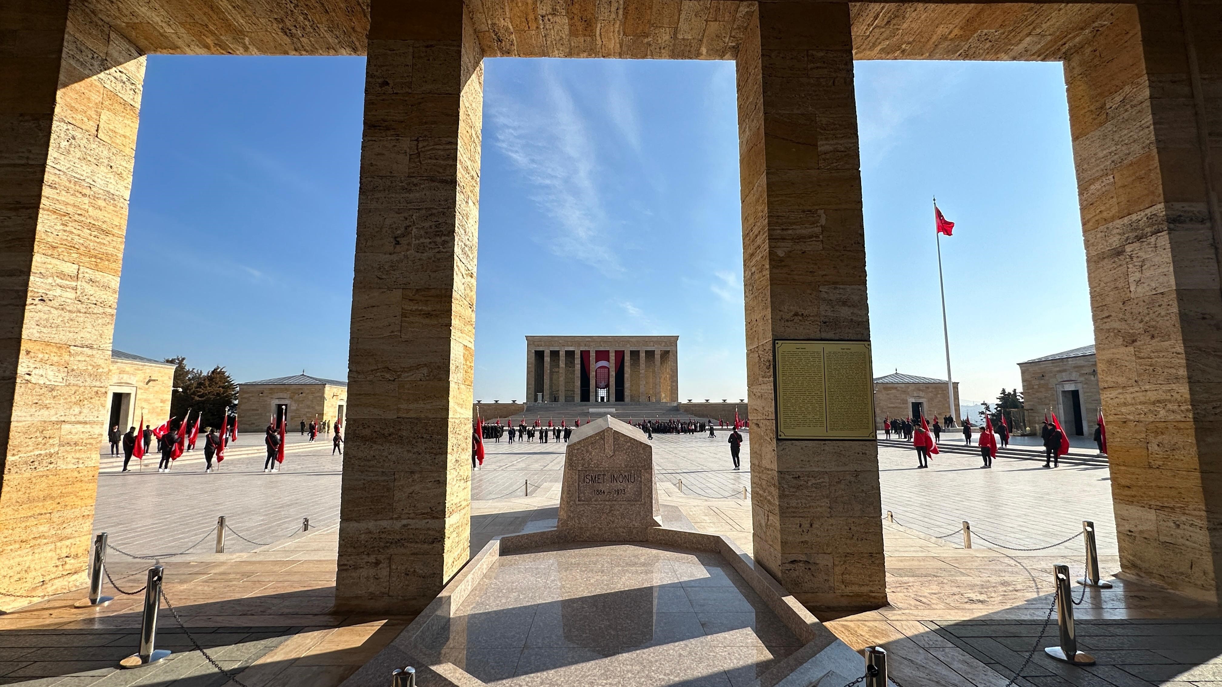 18 Mart Şehitleri Anma ve Çanakkale Zaferi Töreni'ni Anıtkabir'de gerçekleştirdi