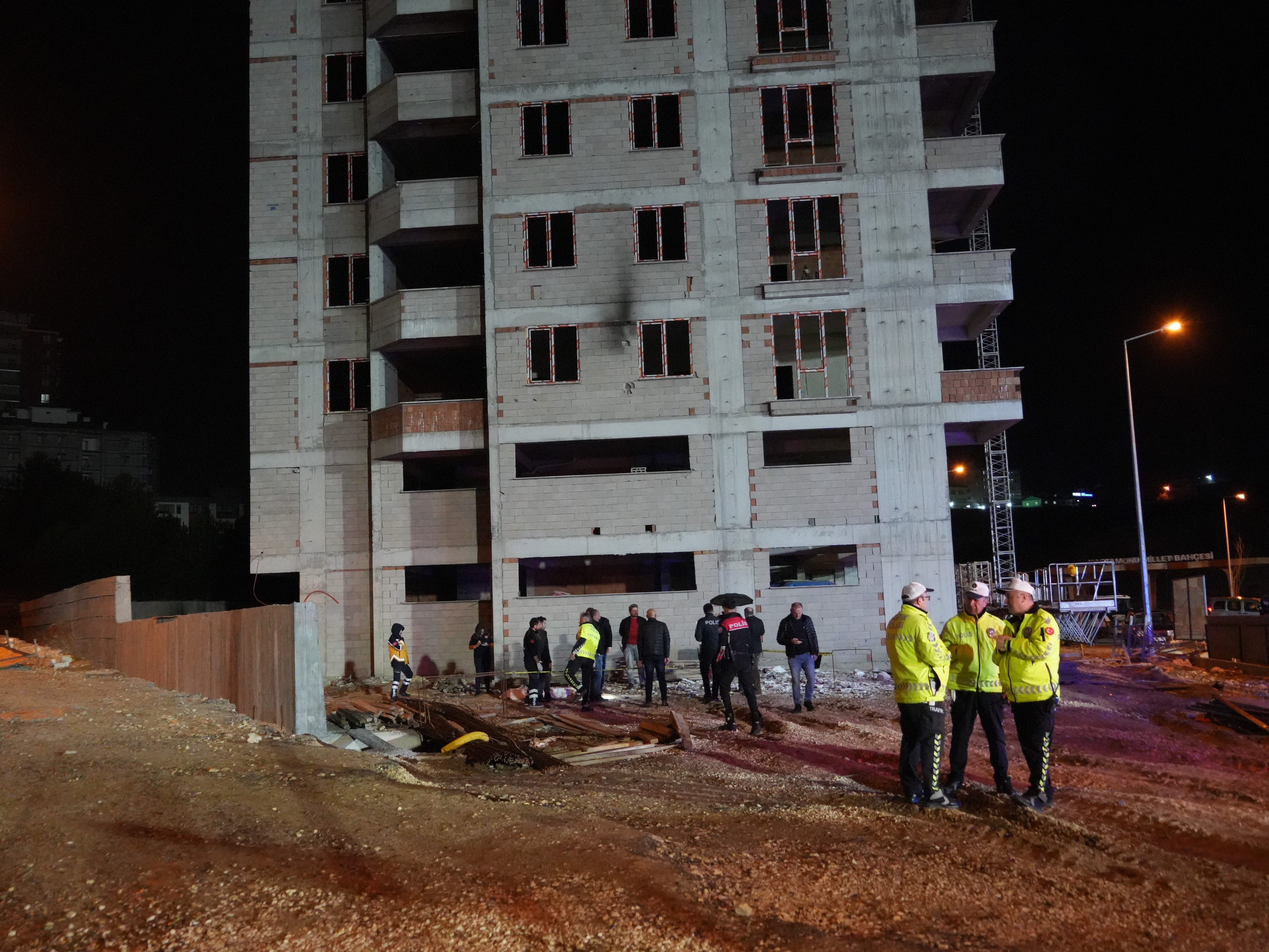 Inşaat Kenarında Erkek Cesedi Bulundu