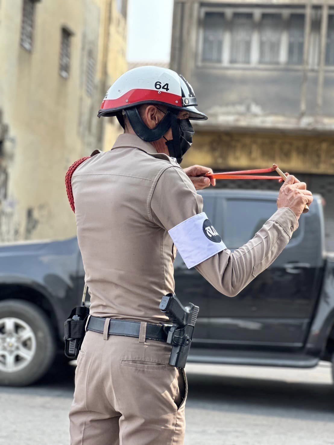 Tayland'da Şehri Istila Eden Maymunlar3