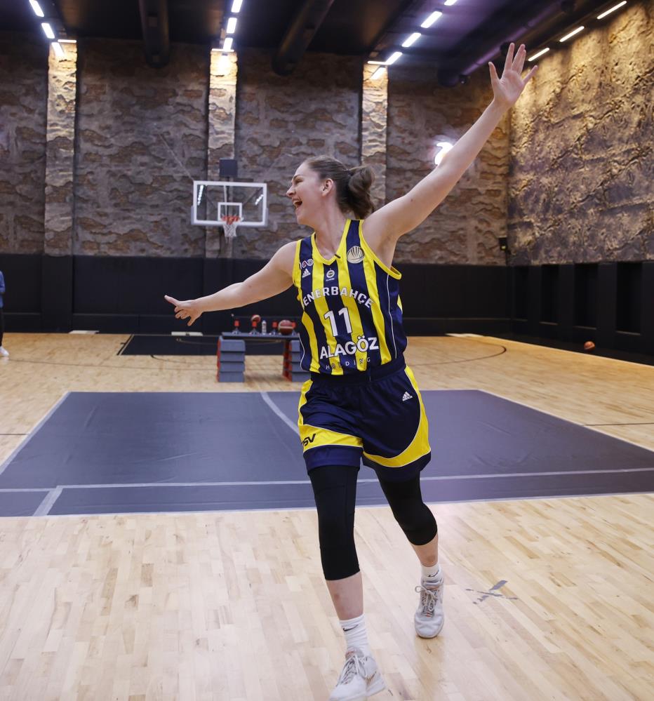 Emma Meesseman kadınlar Euroleague'de MVP seçildi