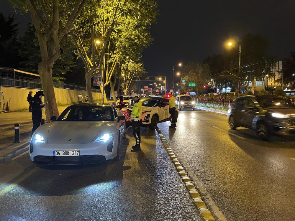 İstanbul'da geniş kapsamlı huzur uygulaması yapıldı