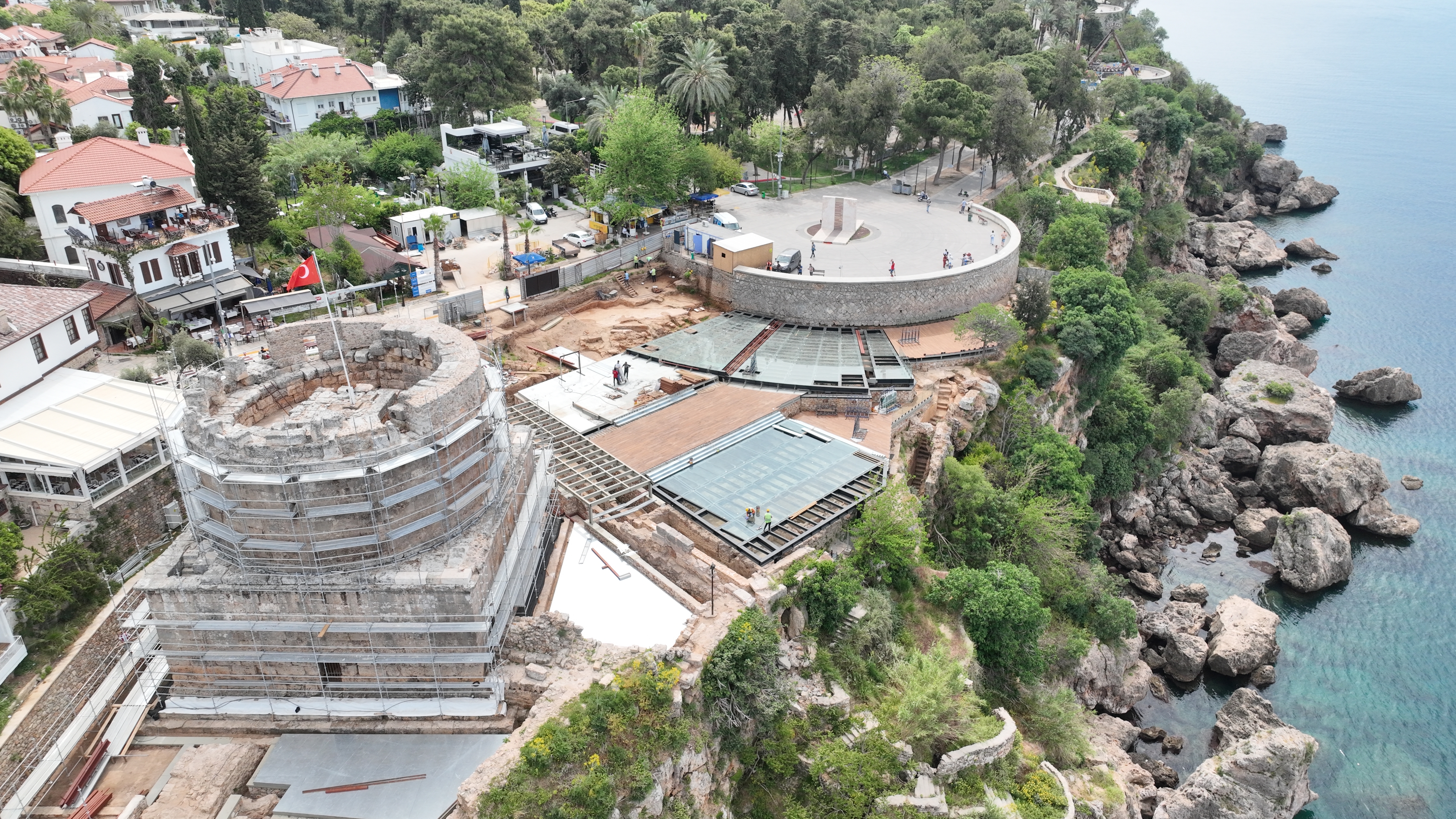 Antalya'da tarih ve manzara buluşuyor