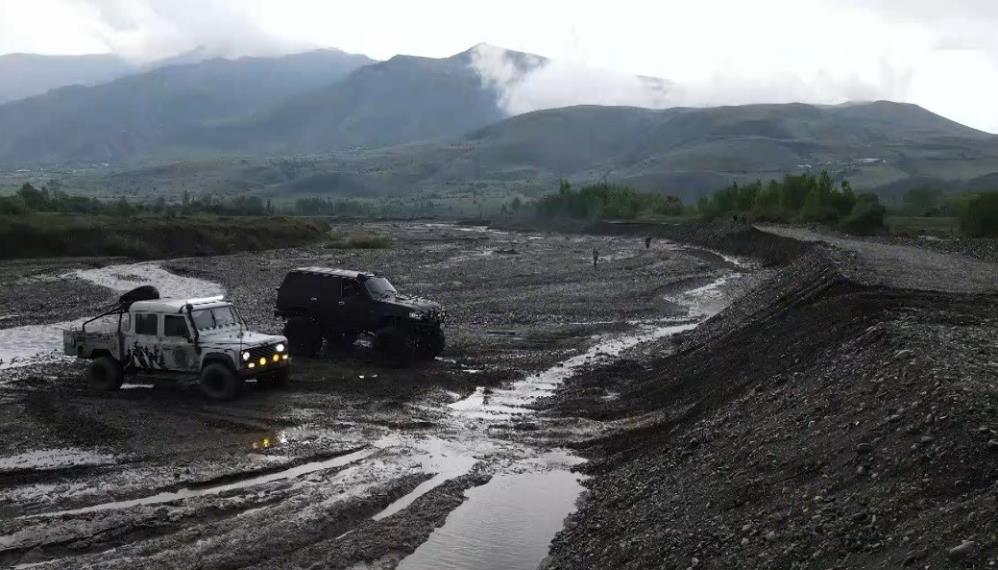 Erzincan'da hurdaya ayrılacak araçlar off road canavarı oldu