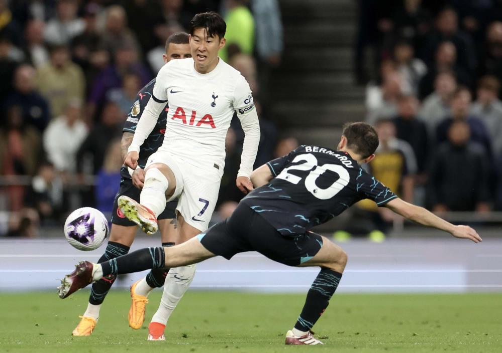 Manchester City Tottenham'ı deplasmanda geçerek liderliğini pekiştirdi