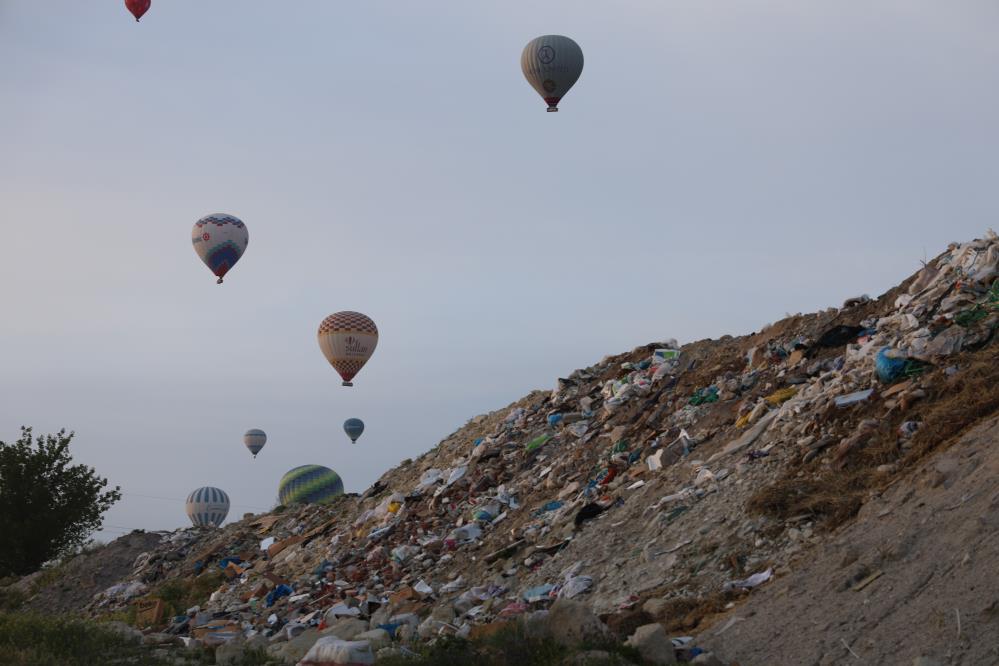 Kapadokya’nın doğal güzelliği çöp ve molozlarla gölgeleniyor