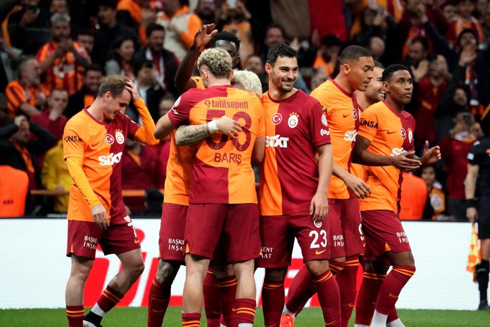 Galatasaray Konyaspor karşısında şampiyonluk için sahaya çıkıyor