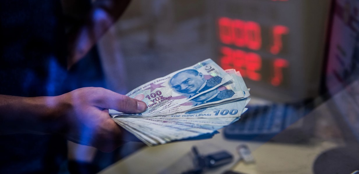 Merkez Bankası'ndan emekli ve memur zammı ipuçları: Ayrı hesaplarla belirlenecek! 5 aylık enflasyon farkı ne durumda?