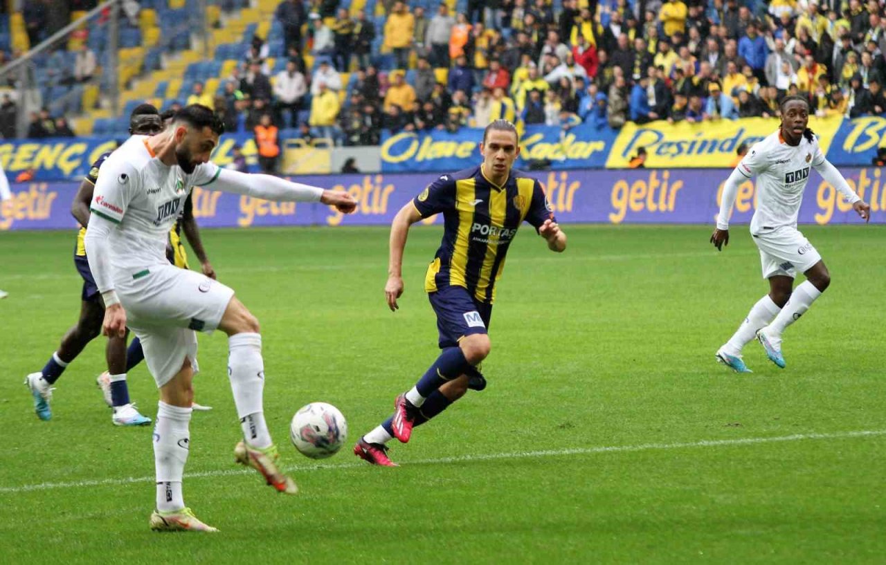 Alanyaspor Ankaragücü deplasmanında 3 puan almak istiyor