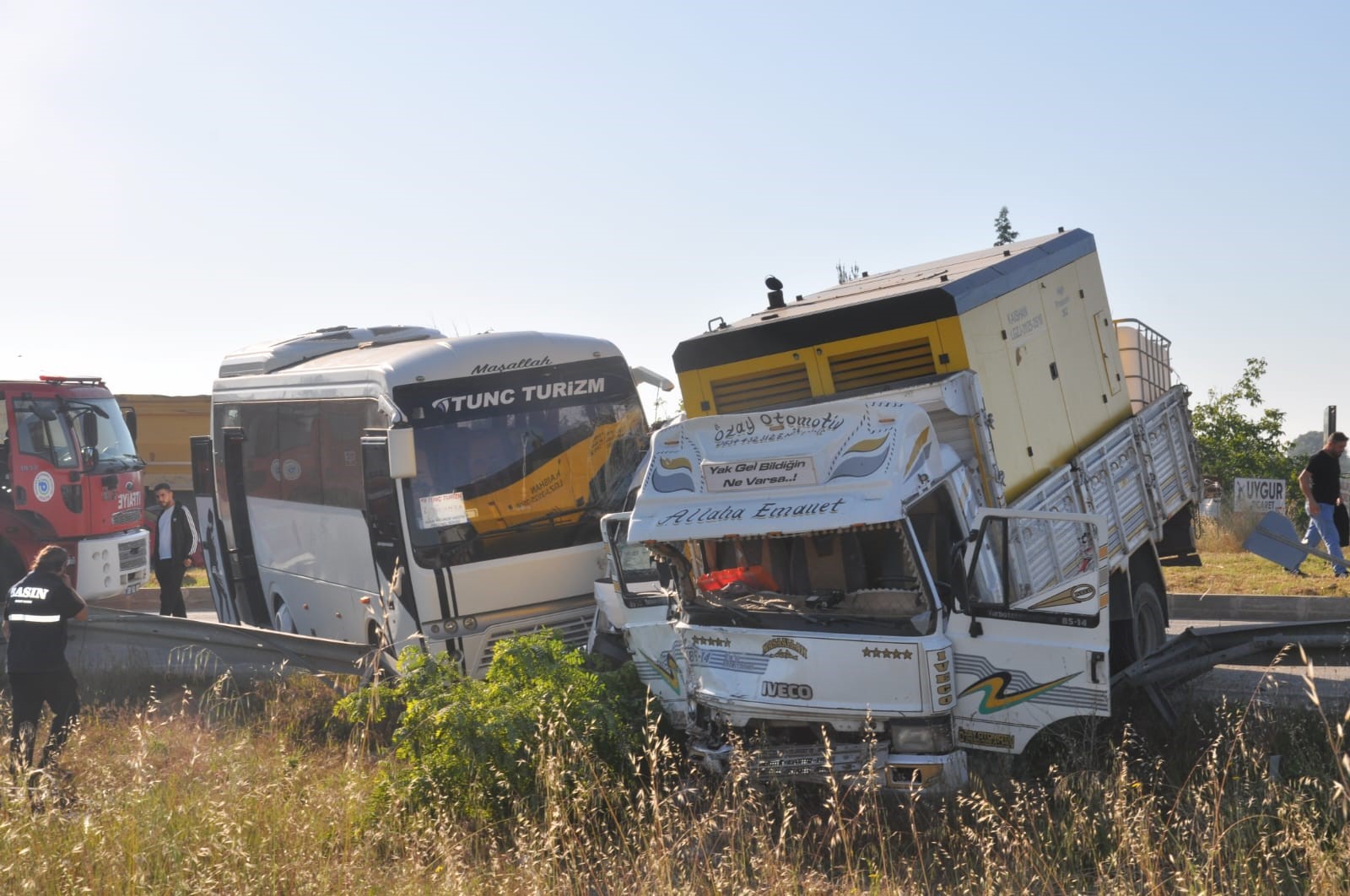 Tekirdağ'da Işçi Servislerine Kamyonet Çarptı3